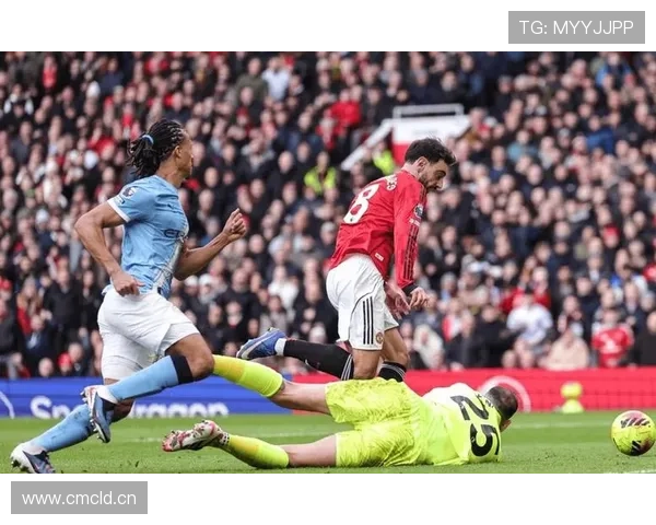 曼联战术体系缺乏稳定性,近期表现波动,对争冠形势产生影响