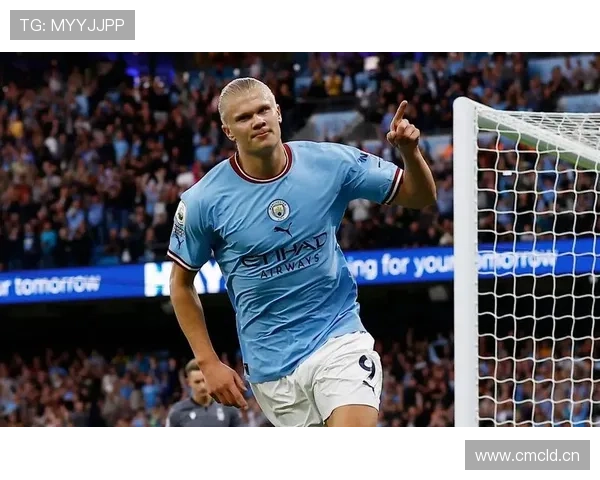 哈兰德vs莱万 历史中锋排位的核心差距在哪